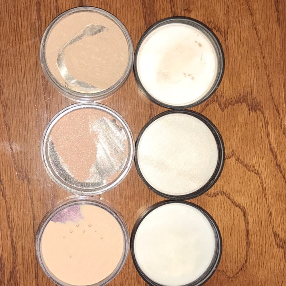 3 Authentic MAC ❤️💁🏻 - Picture 8 of 8